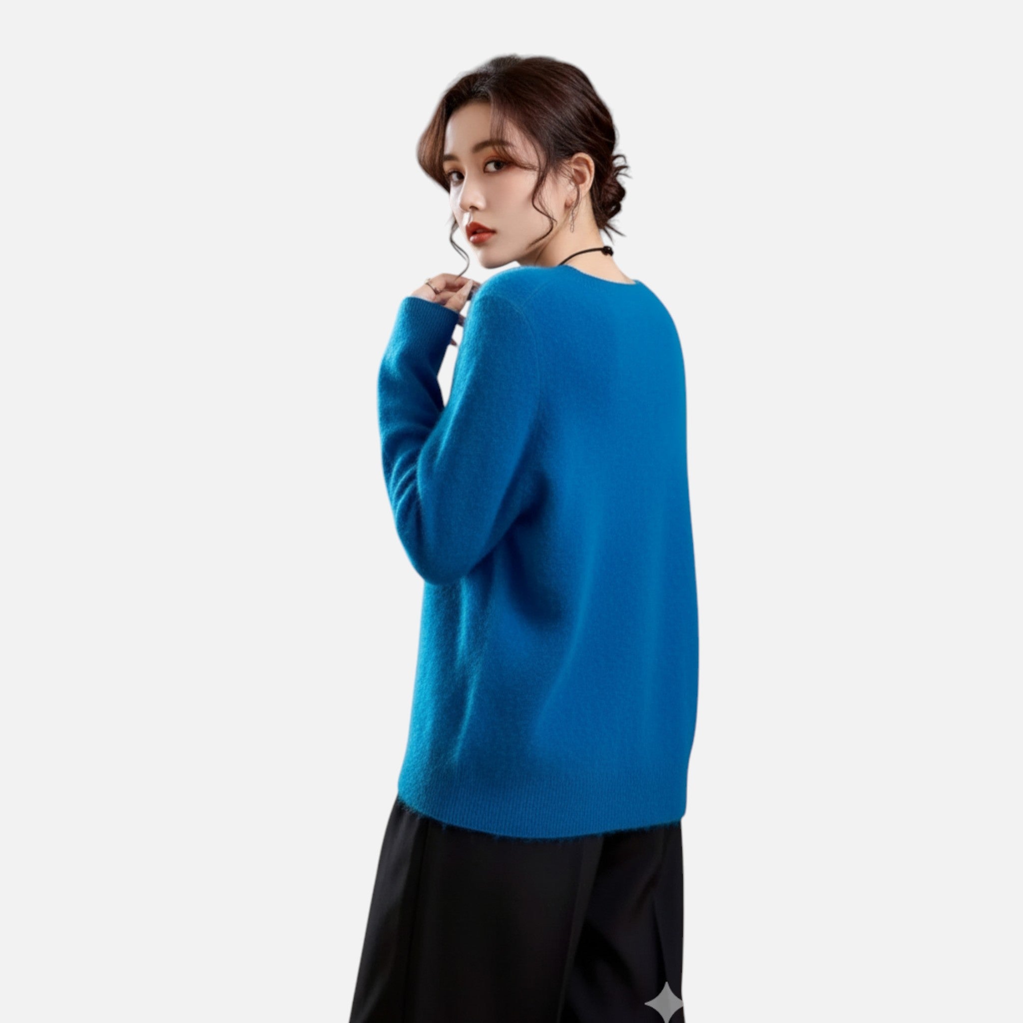 Vallmere | Women’s Cashmere Blend Round-Neck Sweater