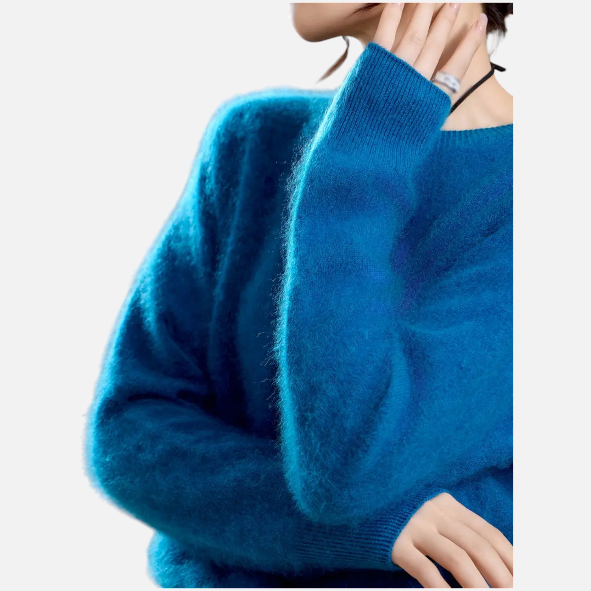 Vallmere | Women’s Cashmere Blend Round-Neck Sweater